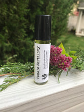 Load image into Gallery viewer, Fertility for WOMEN Essential oil roller blend 10ml