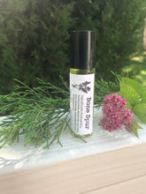 Load image into Gallery viewer, Bone Spur Essential Oil Roller Roll-on Blend 10ml

