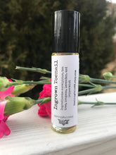 Load image into Gallery viewer, Ingrown Toenail Essential Oil Roller Blend 10 ml
