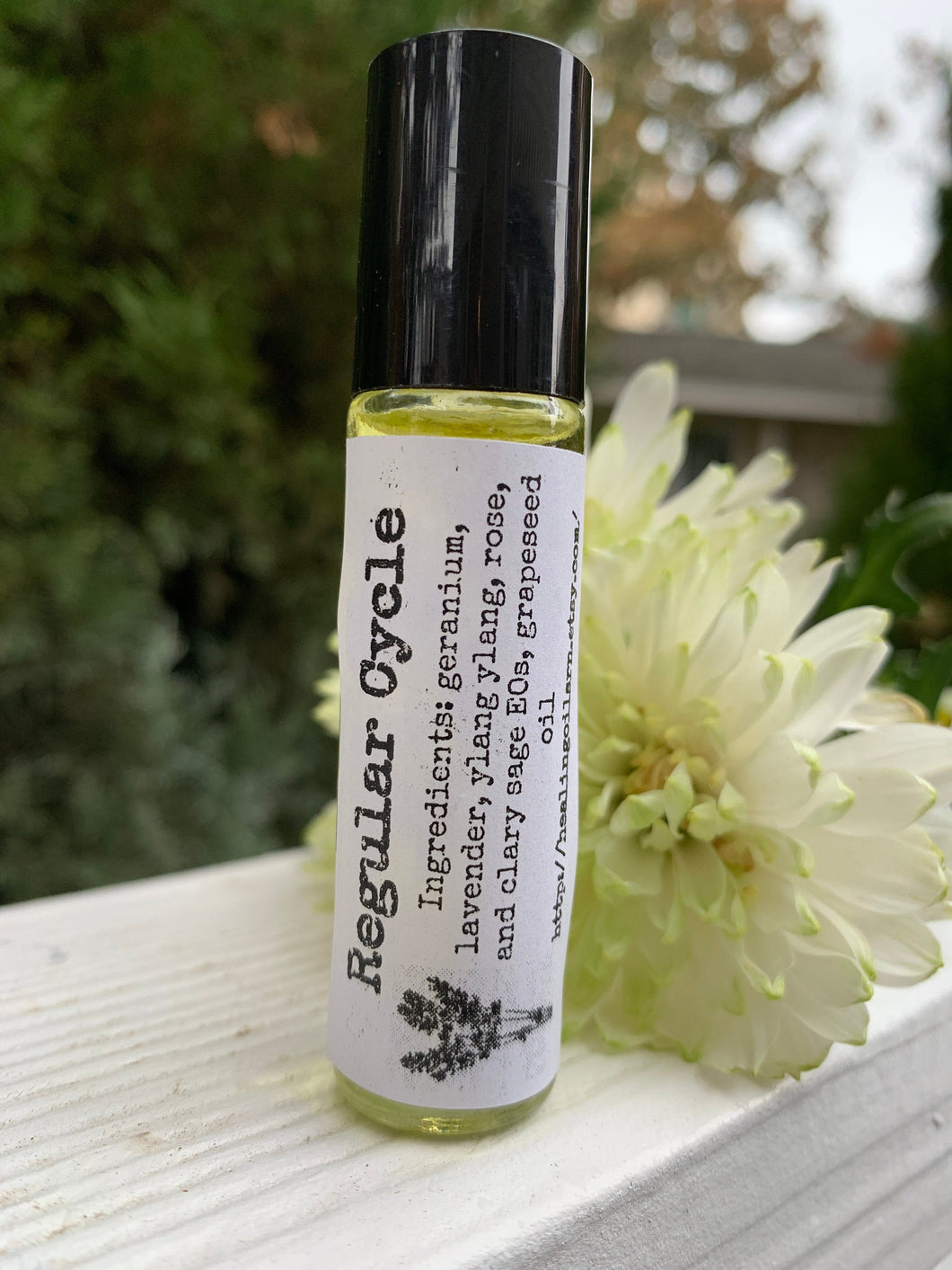 Regular cycle essential oil roller roll-on blend 10 ml