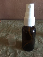 Load image into Gallery viewer, Natural Organic Deodorant Spray in amber bottle 1 oz
